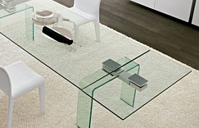 Стеклянная мебель в современном интерьере